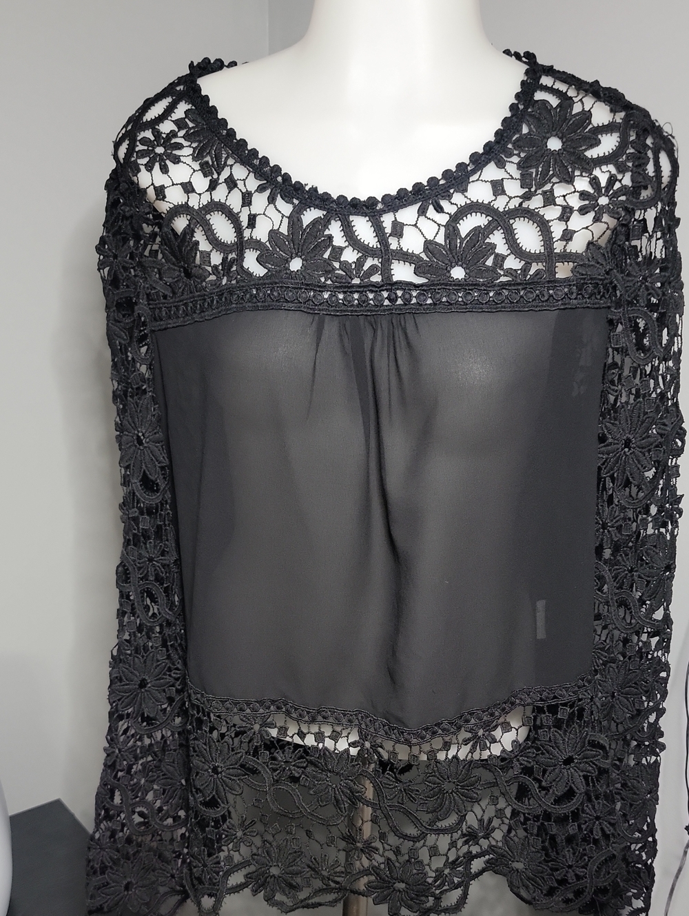 Gamiss Black Sheer Floral Lace Blouse Size XXL